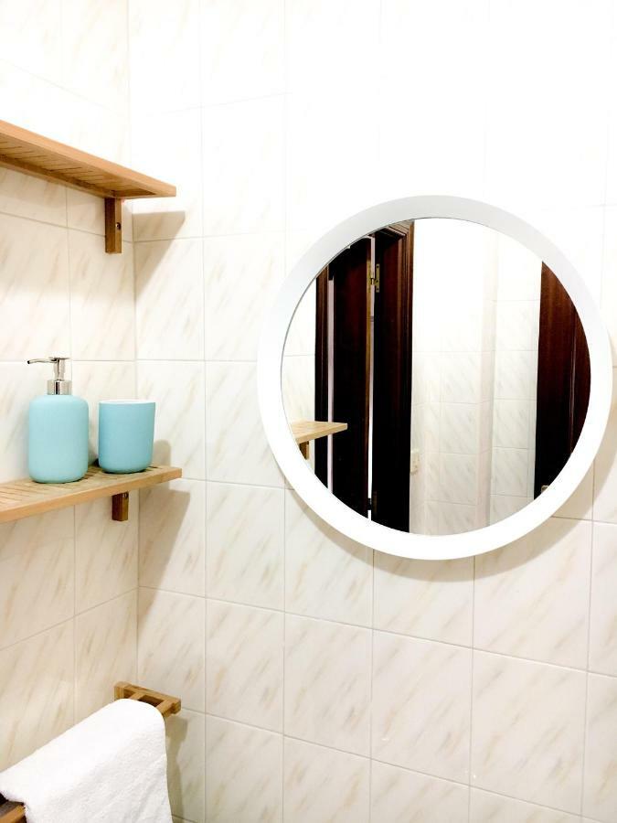 Centrico Y Acogedor Apartment Комилас Екстериор снимка